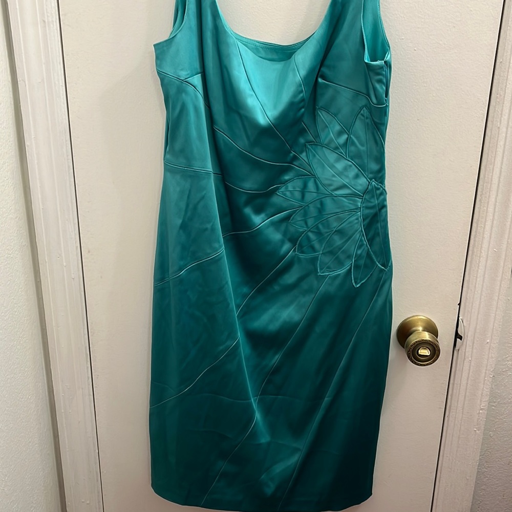 NWOT Suzi Chin teal PROM dress